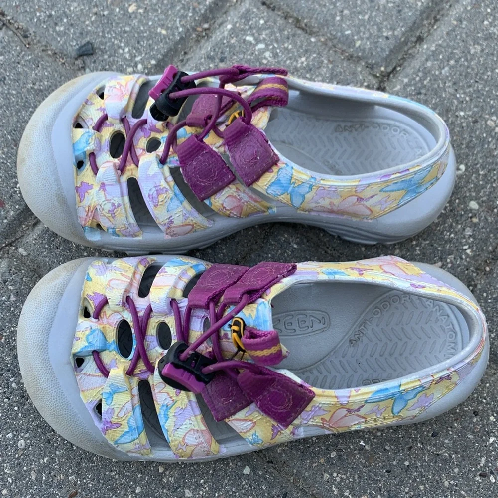 Keen Kids Closed-Toe Sandals in Purple and Pastel Multi